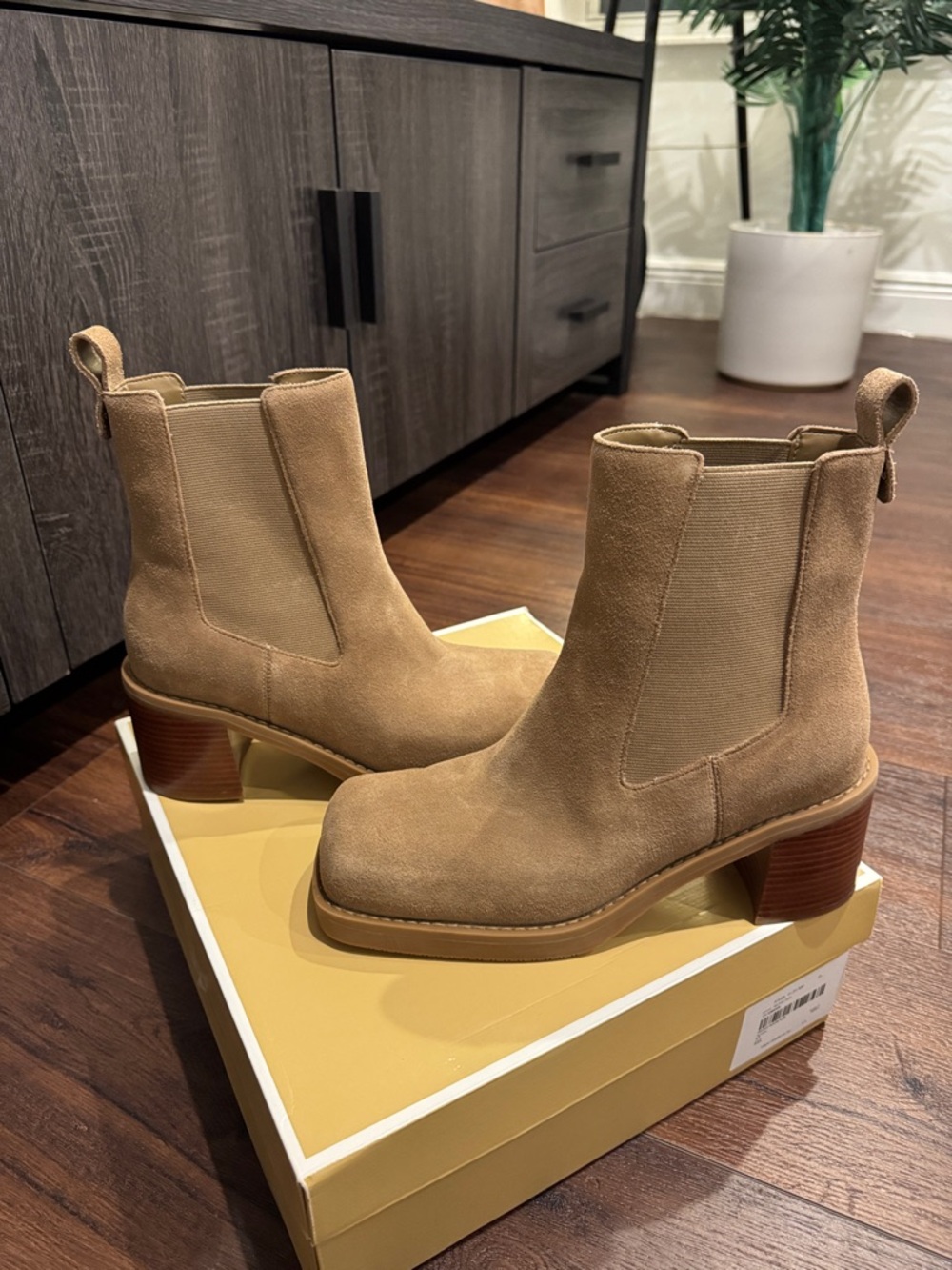 MICHAEL Michael Kors Houston Tan Leather Block Heel Bootie - Picture 11 of 12